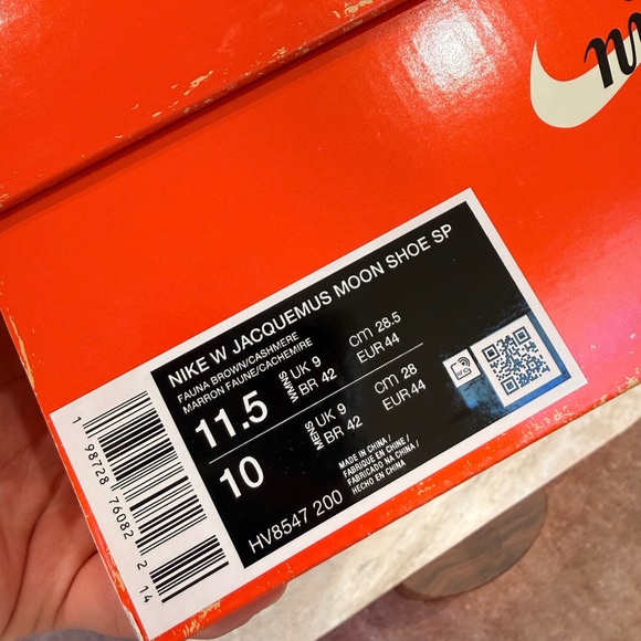 Nike Jacquemus Brown Moon Sneaker Shoes - Picture 13 of 13